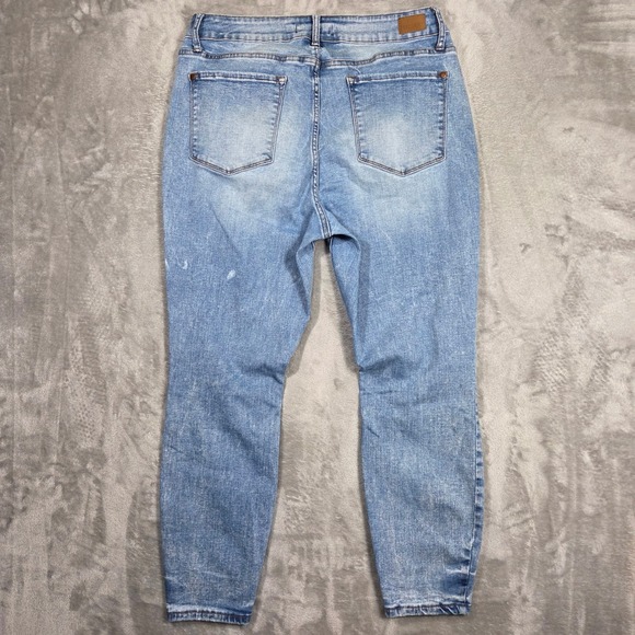 Judy Blue 18W Light Wash Distressed Skinny Jeans Style JB88158 Women Preppy Boho - Picture 5 of 6
